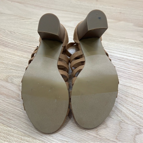 XOXO Women’s Suede Sandals | 7 - Picture 4 of 6